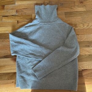 Quince Yak Heather Gray Turtleneck Sweater